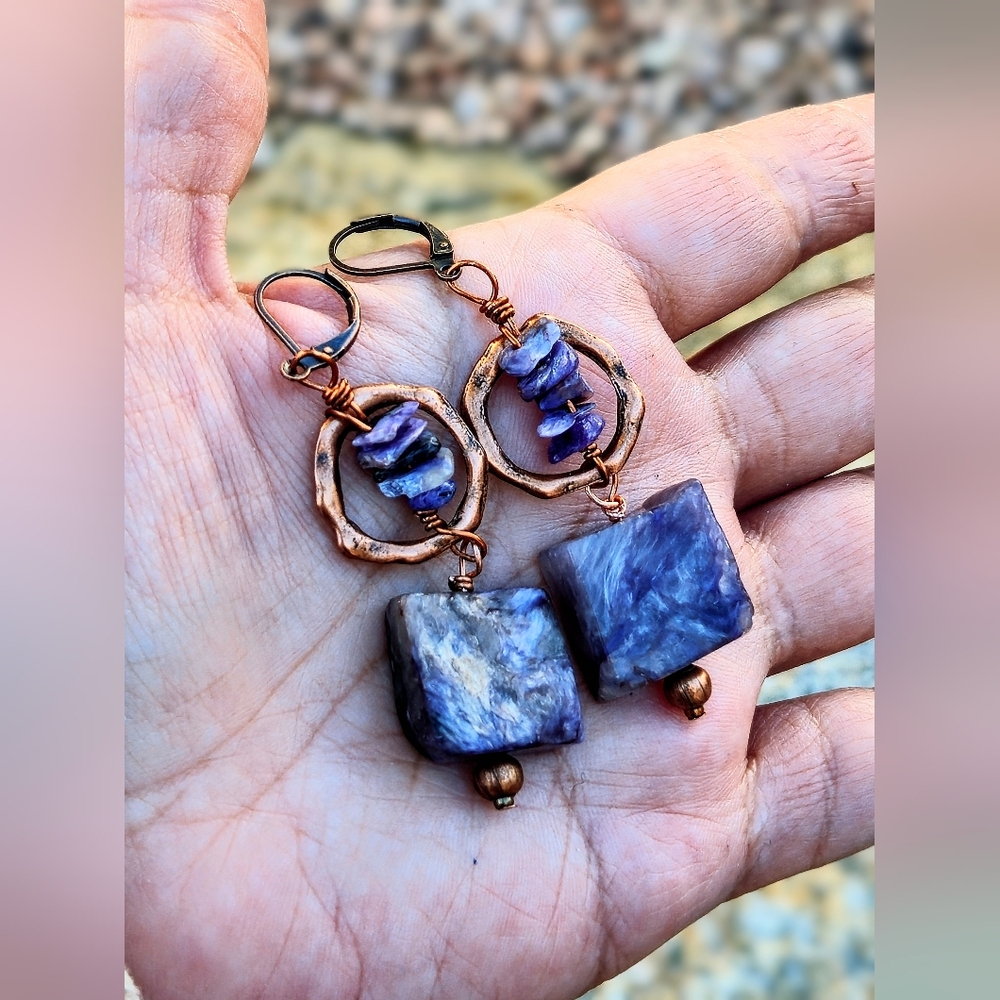 Handcrafted Rustic Russian Purple Charoite In Copper Artisan Drop Earrings - Picture 7 of 9